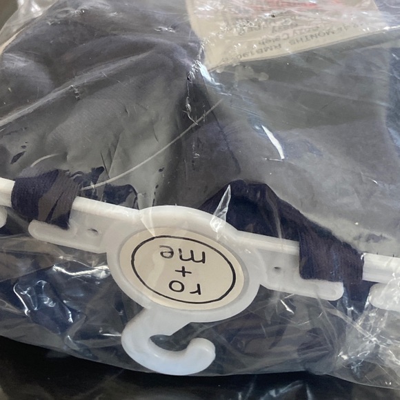 RO AND ME BY ROBEEZ Cozy Caleb Crib Baby Sneaker Bootie Navy + Ivory 12-18 Month - Picture 9 of 13